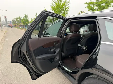 Mercedes-Benz Mercedes-Benz GLC