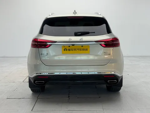 Hongqi HS5