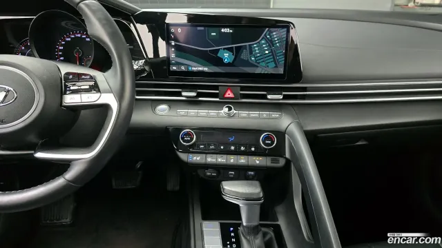 Hyundai Elantra (Avante)