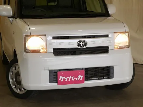 Toyota Pixis Space