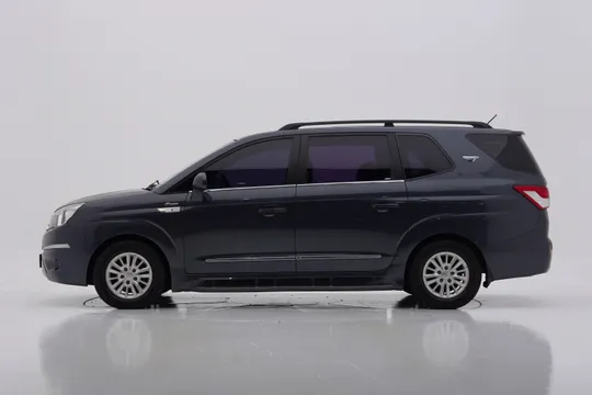 SsangYong Stavic (Korando Turismo)
