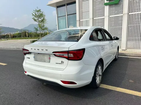 Roewe i5