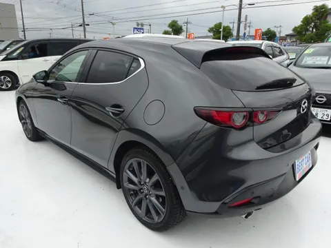 Mazda MAZDA3 Fastback