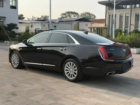 Cadillac XTS