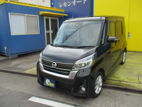 Nissan Dayz Roox