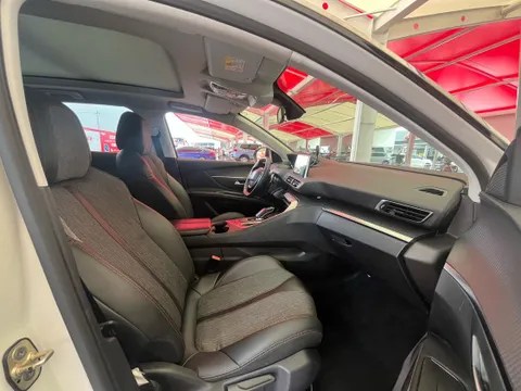 Peugeot 4008
