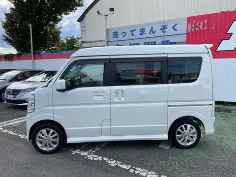 Nissan Clipper Rio