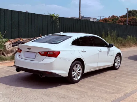 Chevrolet Malibu XL