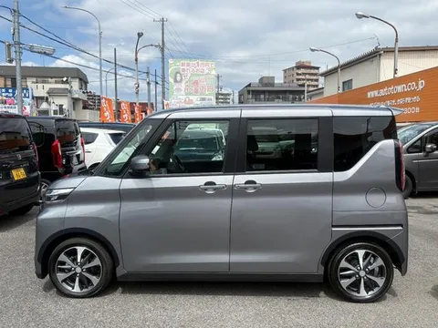 Mitsubishi eK X Space