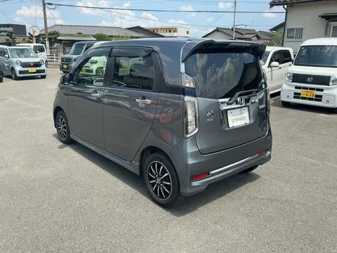 Honda N-WGN Custom
