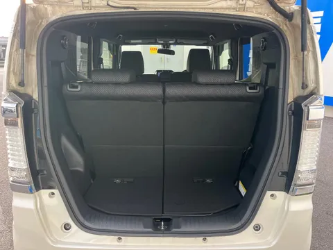 Honda N-BOX Slash