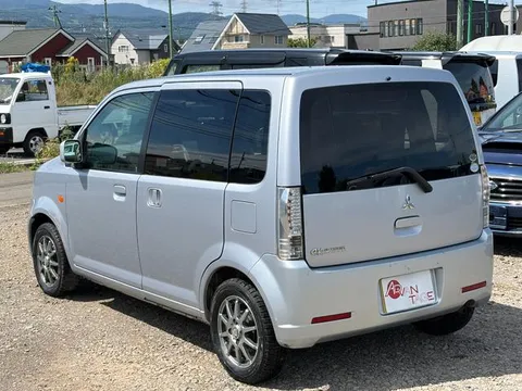 Mitsubishi eK Wagon