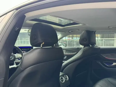Mercedes-Benz Mercedes-Benz CLS