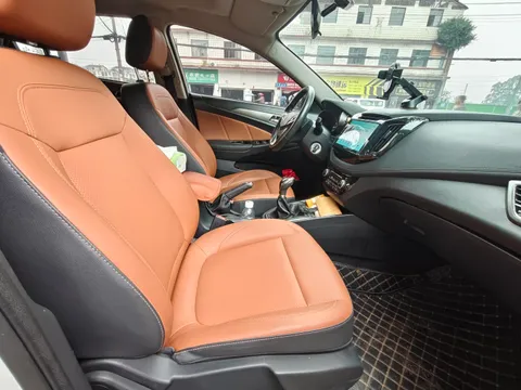 Changan Eado XT