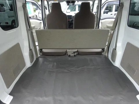 Nissan Clipper