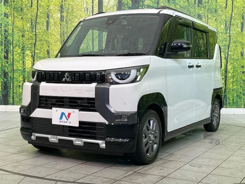 Mitsubishi Delica Mini