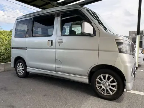 Daihatsu Atrai Wagon