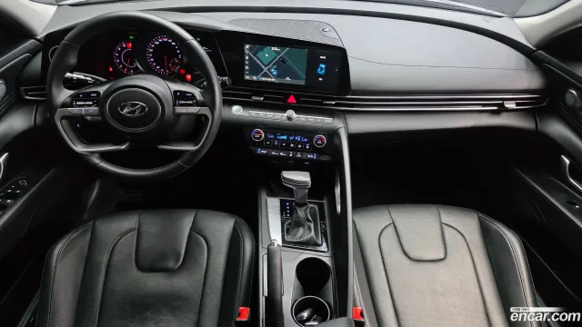 Hyundai Elantra (Avante)