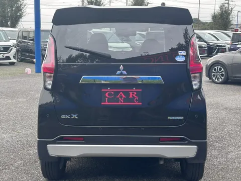 Mitsubishi eK X