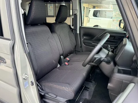 Suzuki Spacia Gear