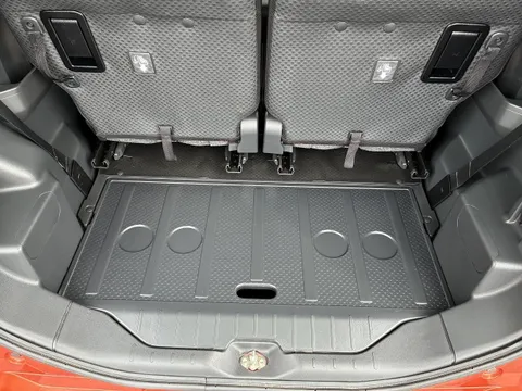 Toyota Pixis Mega