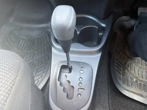 Toyota Yaris (Vitz)
