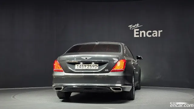 Genesis G90 (EQ900)