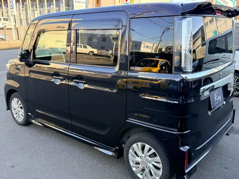 Suzuki Spacia Custom