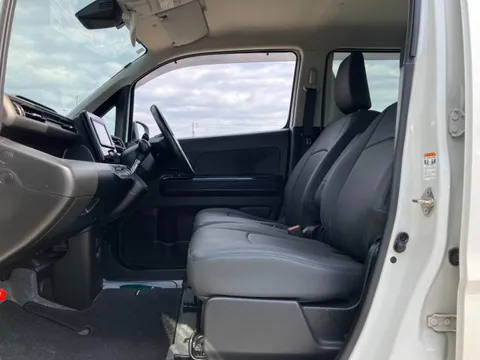 Suzuki Wagon R Stingray