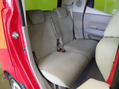 Honda N-BOX Slash