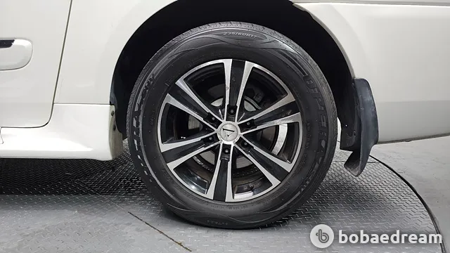 Kia Grand Carnival