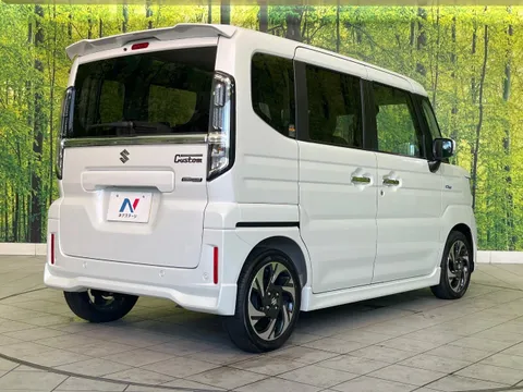 Suzuki Spacia Custom
