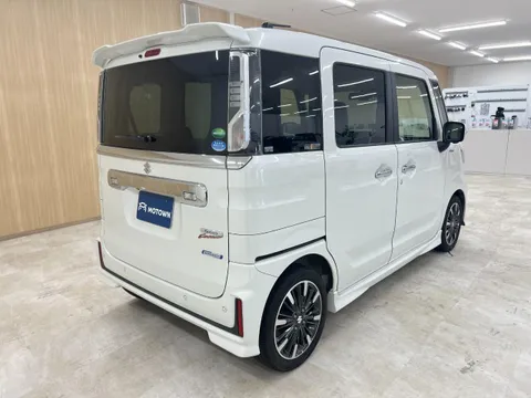 Suzuki Spacia Custom