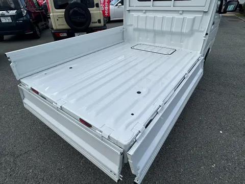 Nissan Clipper Truck