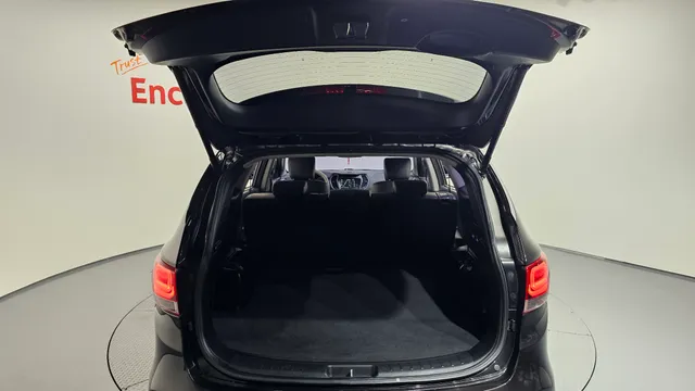 Hyundai Grand Santa Fe (Maxcruz)