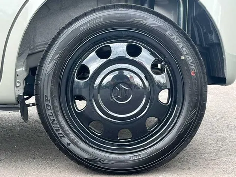 Suzuki Spacia Base