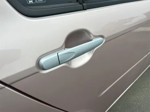 Daihatsu Mira Tocot