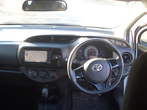 Toyota Yaris (Vitz)