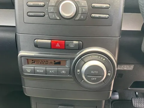 Toyota Pixis Space
