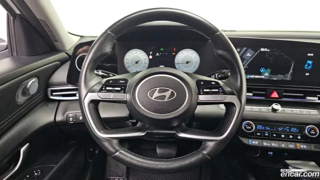 Hyundai Elantra (Avante)
