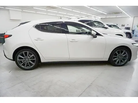 Mazda MAZDA3 Fastback
