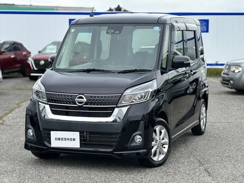 Nissan Dayz Roox