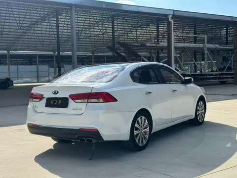 Kia K4