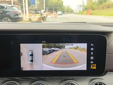Mercedes-Benz Mercedes-Benz CLS