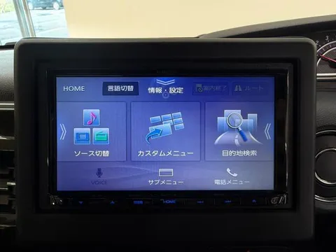 Honda N-BOX Custom