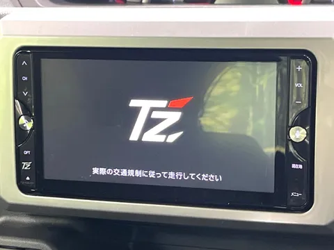 Toyota Pixis Mega