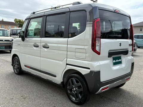 Suzuki Spacia Gear