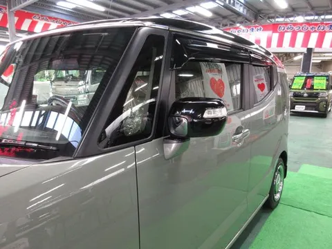 Honda N-BOX Slash