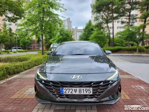 Hyundai Elantra (Avante)