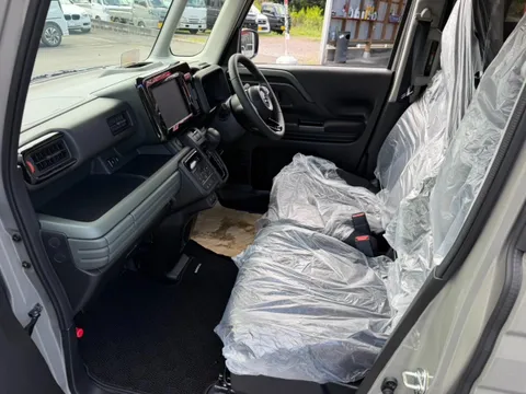 Suzuki Spacia Gear